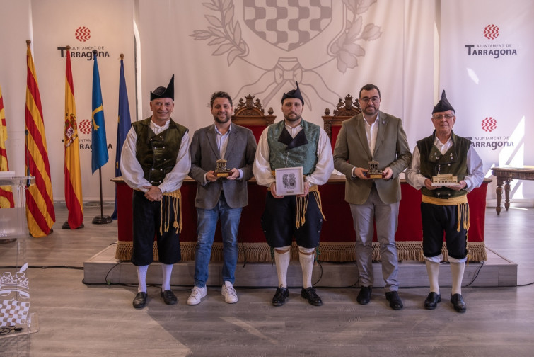 Adrián Barbón celebra mig segle del Centru Asturianu en un acte multitudinari
