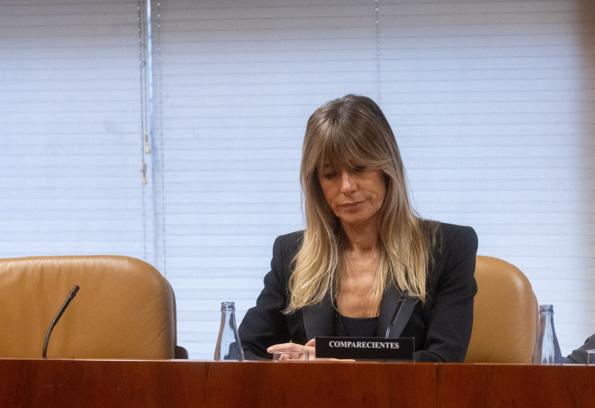 EuropaPress 6337445 mujer presidente gobierno begona gomez comision investigacion programas (1)