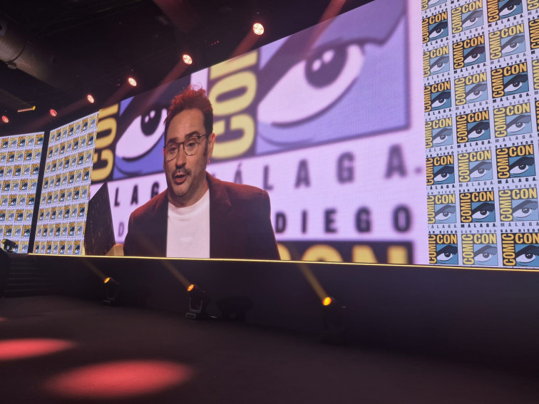 J.A. Baiona celebra la seva connexió amb els fans en rebre el premi 'Epic Vision' en la Comic-Amb de Màlaga