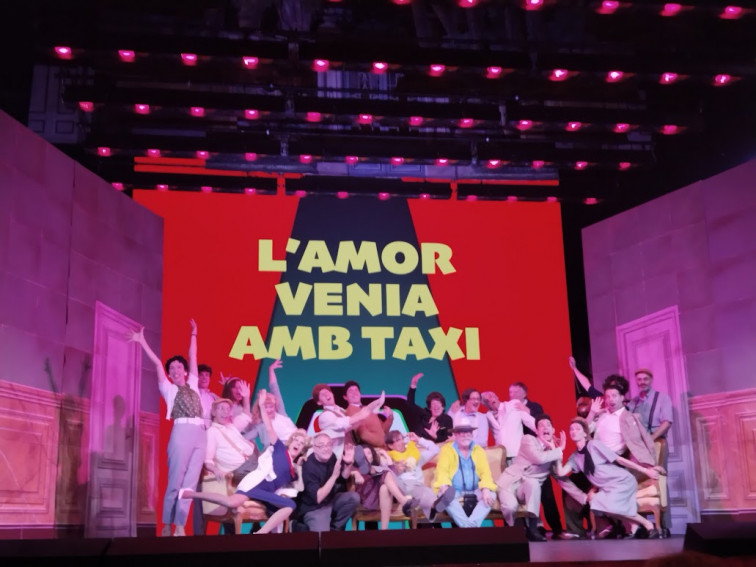 La Cubana ret homenatge al teatre d'aficionats amb “L’amor vènia amb taxi” (Romea)