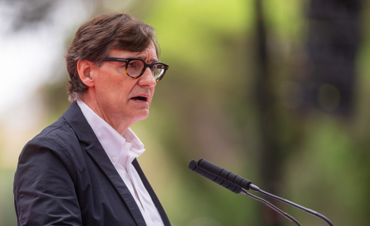 Salvador Illa coordina amb el Govern espanyol i familiars per a assistir als catalans atrapats en la missió humanitària