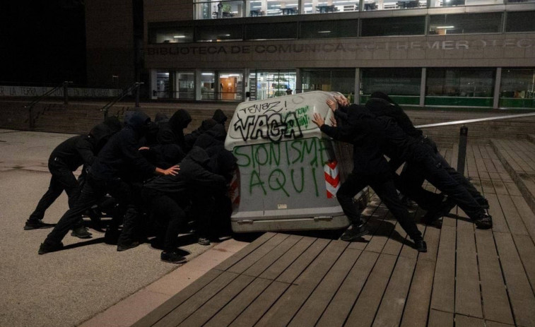 Protestes per la Flotilla col·lapsen la UAB i l'UPC, amb talls a les principals víes de Catalunya