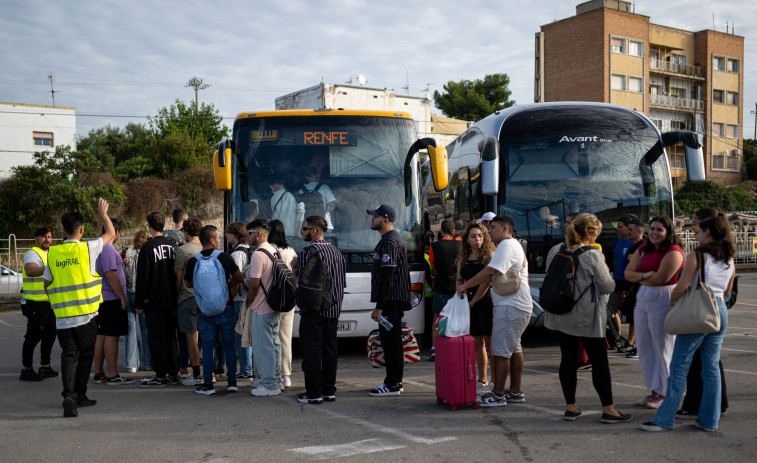 Renfe facilita 43.000 places de bus per a salvar els 16 mesos d'obres a la R3
