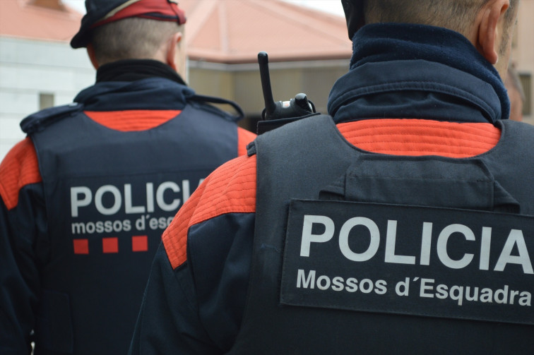 Els Mossos cacen a un jove en cerca i captura per homicidi robant mòbils a Cassà de la Selva