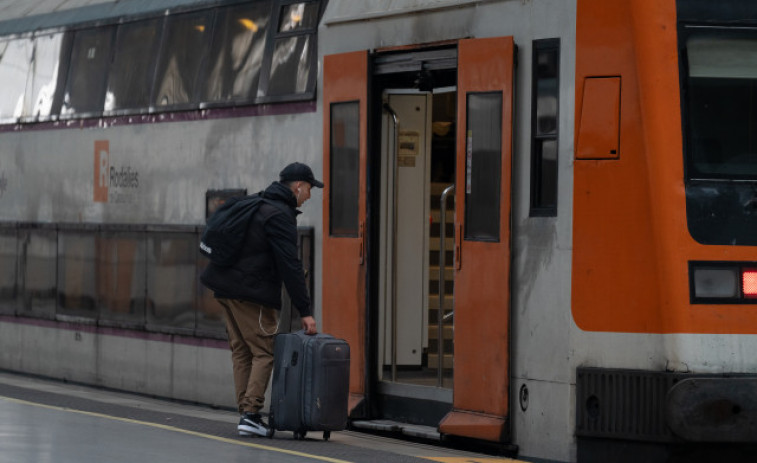 Renfe i el Govern reforcen els autobusos directes entre La Garriga i Barcelona pel tall de la R3
