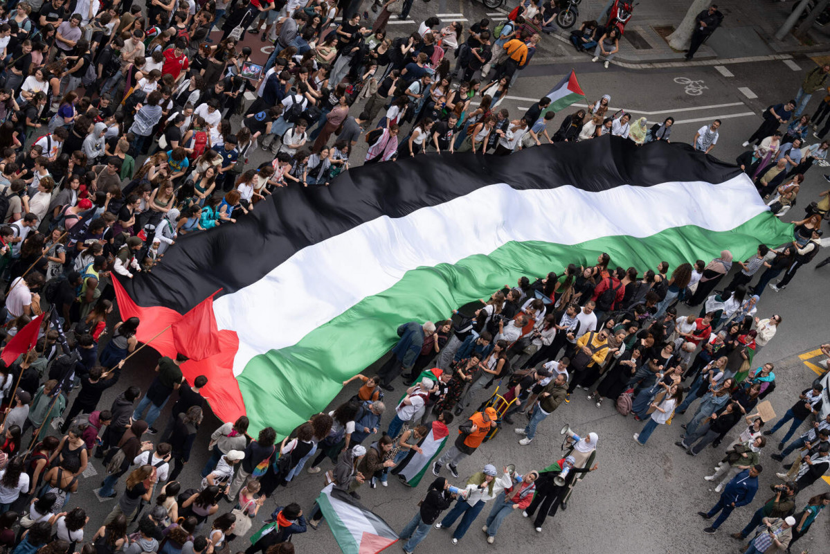 Europapress 5962320 cientos personas manifestacion estudiantil apoyo palestina placa 1600 1067