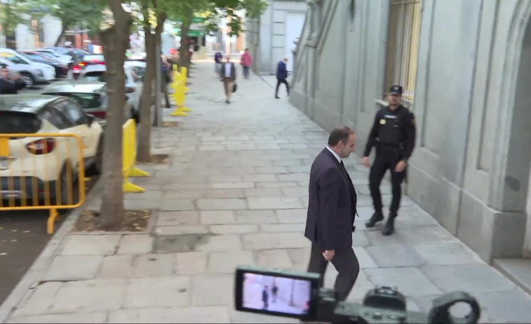 Vídeo: José Luis Ábalos rebutja declarar davant el jutge, mentre que les acusacions populars demanen presó