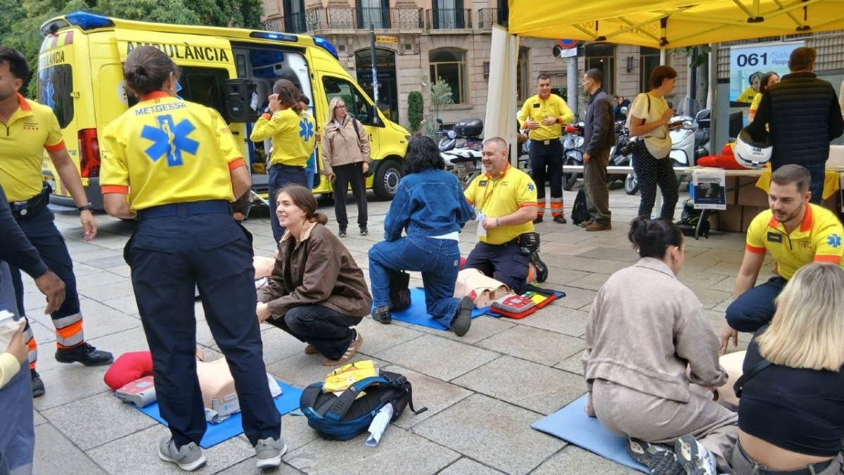 EuropaPress 7031223 efectivos sistema demergencies mediques sem ensena ciudadania realizar (1)