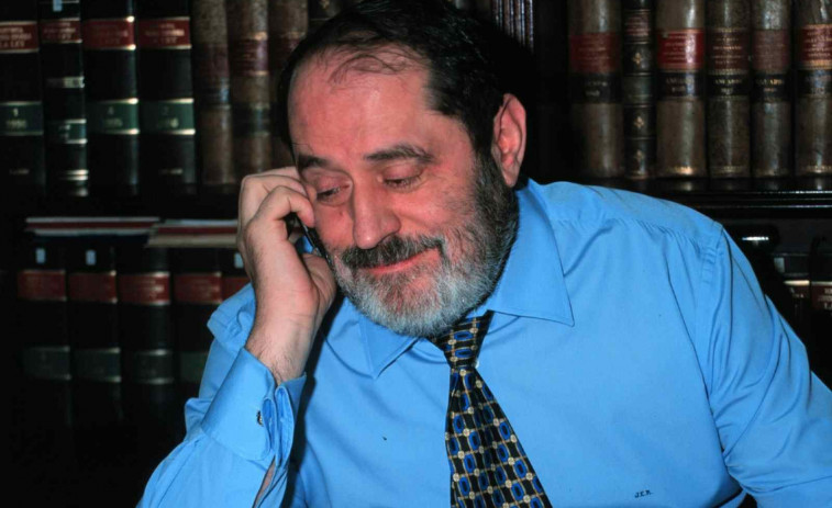 Mor Emilio Rodríguez Menéndez, el polèmic advocat dels casos més mediàtics d'Espanya
