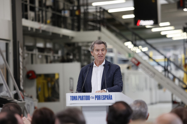 EuropaPress 7035295 presidente pp alberto nunez feijoo acto trabajadores autonomos cartonajes