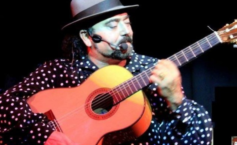“La rumba que tomba” amb Paco Aguilera al Teatre Flamenc