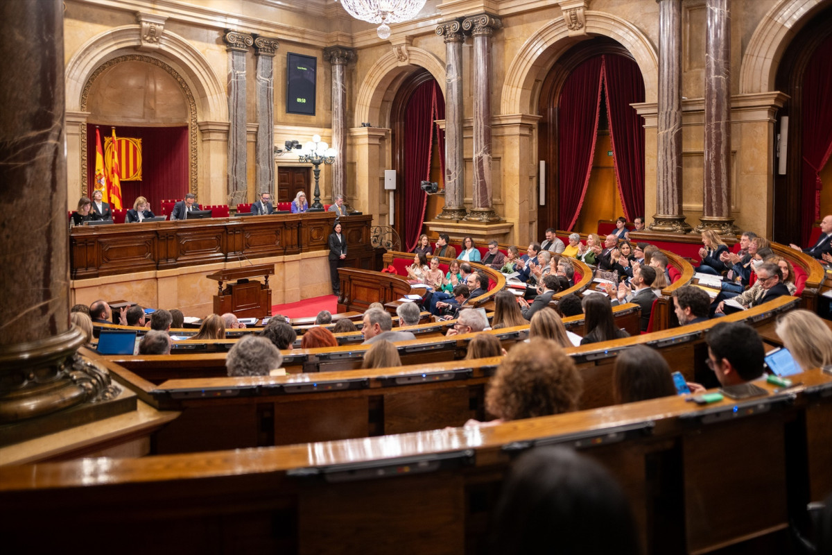 EuropaPress 6514390 hemiciclo parlament catalunya sesion control presidente generalitat