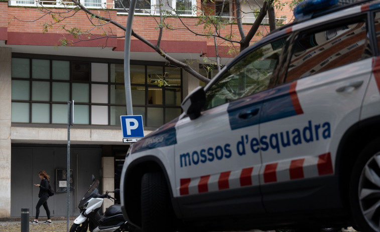 Un milió d'euros en mòduls, caravanes i diner negre: desmantellen un càmping il·legal a Mataró