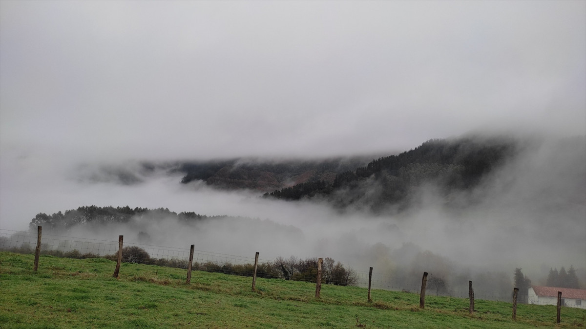 EuropaPress 6389795 lluvia niebla karrantza bizkaia
