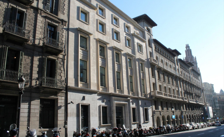 Catalunya cau en la rendició de comptes: un 30% d'entitats locals incompleix la llei