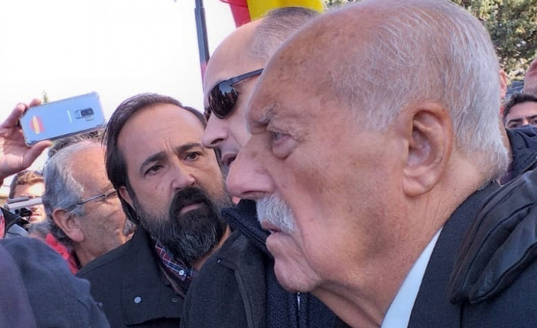 Desmenteixen la mort d'Antonio Tejero: el colpista segueix amb vida, encara que en estat crític