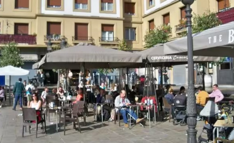 El Gremi de Restauració demana poder utilitzar aquest hivern estufes de combustió a les terrasses