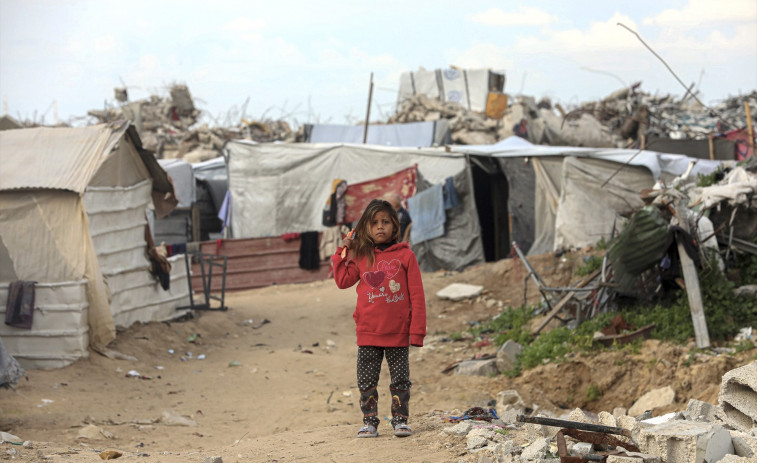 Arriba a Espanya un grup de nens de Gaza ferits i malalts per rebre tractament urgent