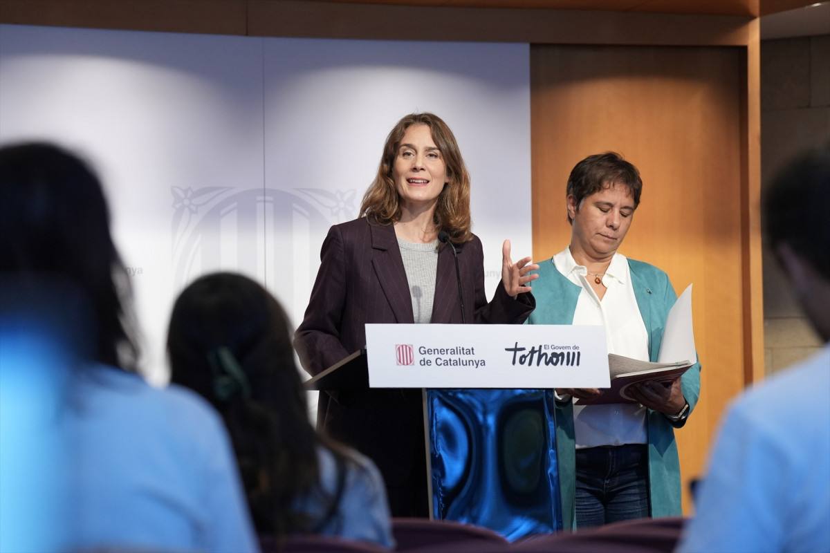 EuropaPress 7059871 presidenta comuns parlament jessica albiach rueda prensa reunion materia