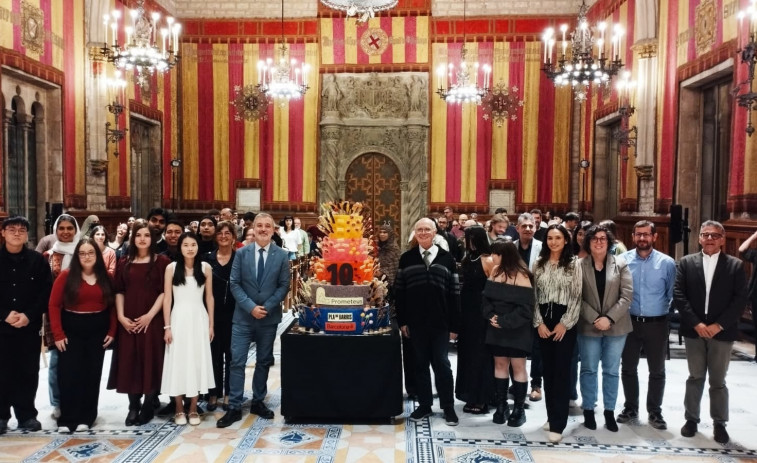 Rabell lliurament el diploma a 17 alumnes del programa Prometeus en el 10 aniversari del projecte