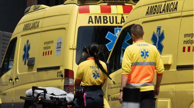 Una menor ha quedat en estat greu després de ser atropellada per un autobús en la Gran Via