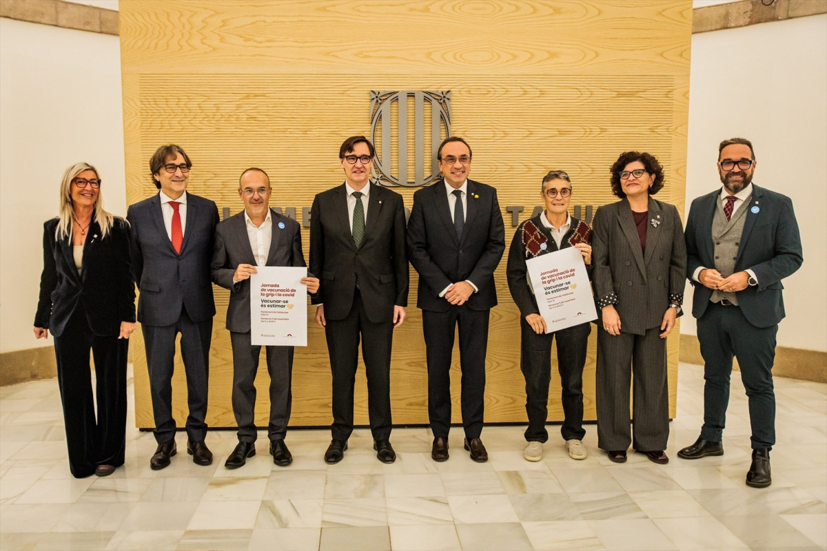 EuropaPress 7078189 presidente generalitat salvador illa presidente parlament josep rull junto