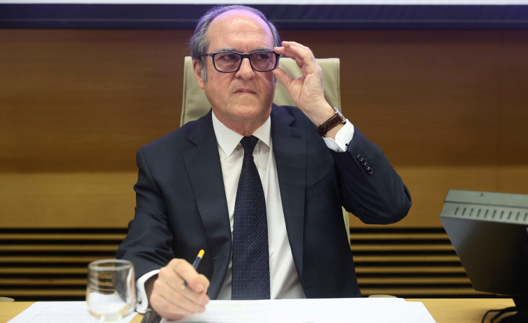 El Defensor del Poble exigeix a la Generalitat aclariments sobre l'aprenentatge del castellà a les aules