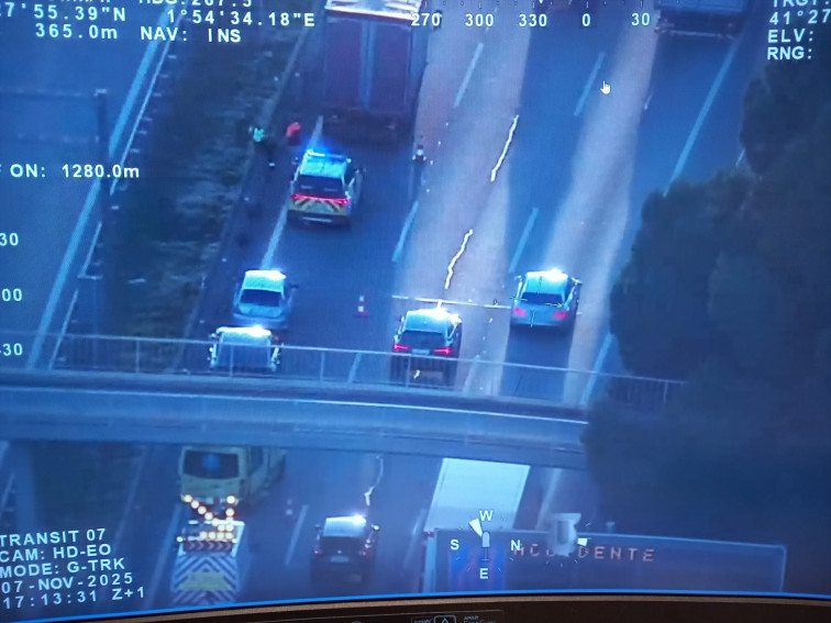 Retencions de 10 quilòmetres en la AP-7 a Castellví de Rosanes per un xoc