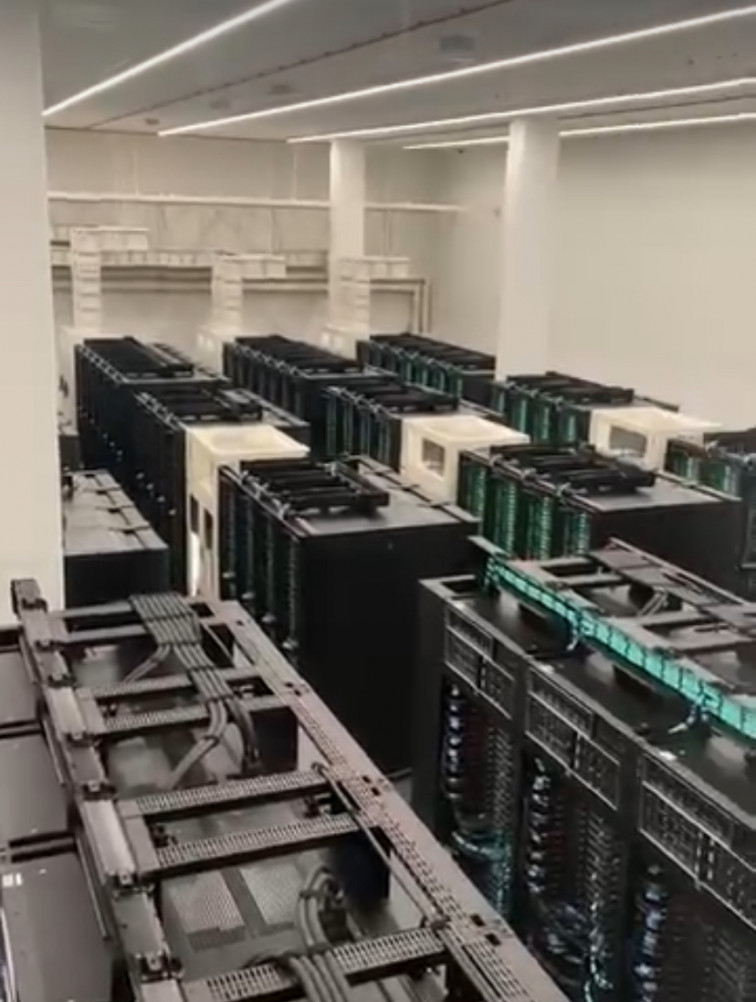 VIDEO | El futur de la Intel·ligència Artificial està sota la mar o en l'espai?