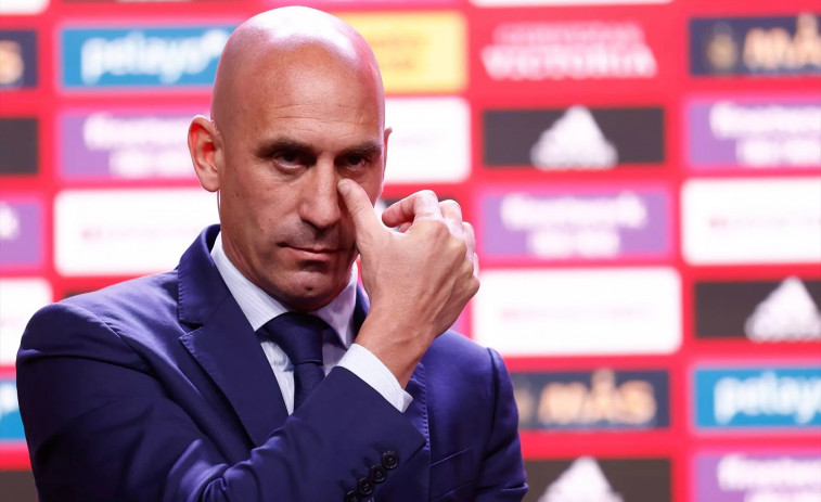 Vídeo | La indignant resposta de Luis Rubiales al petó a Jenni Hermoso: 