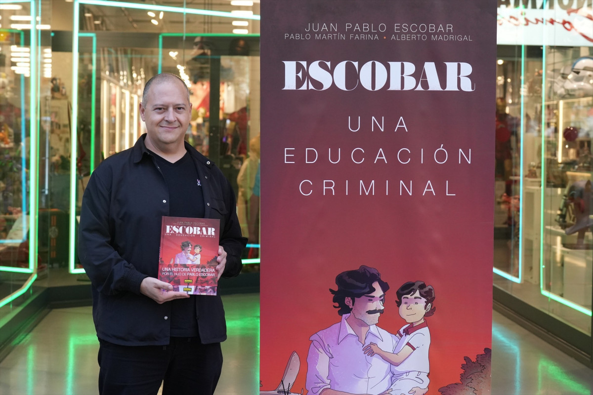 EuropaPress 7095869 hijo pablo escobar juan pablo escobar presentacion comic pablo escobar (1)