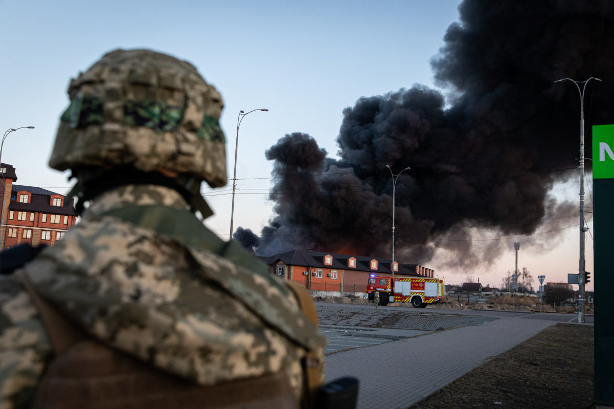 EuropaPress 4322503 17 march 2022 ukraine kiev smoke rises over former shopping centre believed