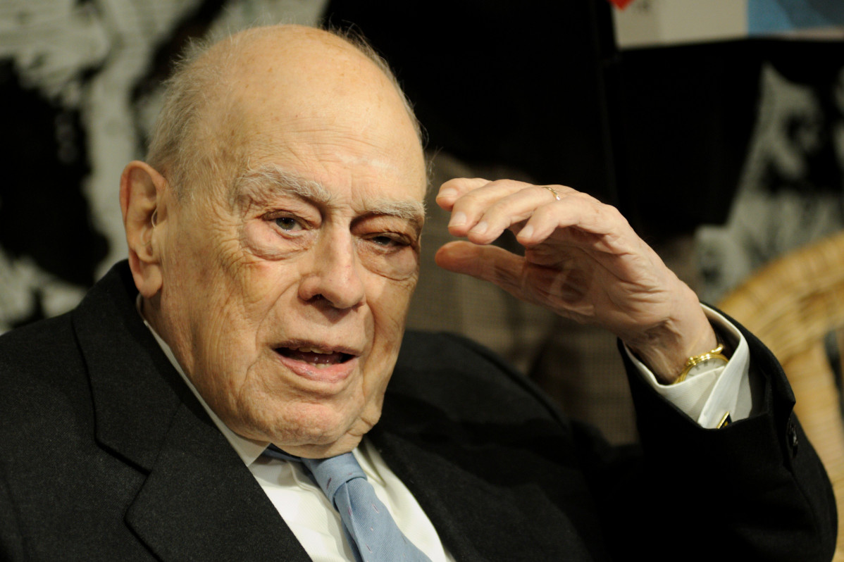 Archivo - El expresidente de Catalunya Jordi Pujol durante la presentación de su libro 'Des dels turons a l'altra banda del riu' en la librería On, a 8 de febrero de 2023, en Barcelona, Catalunya (E