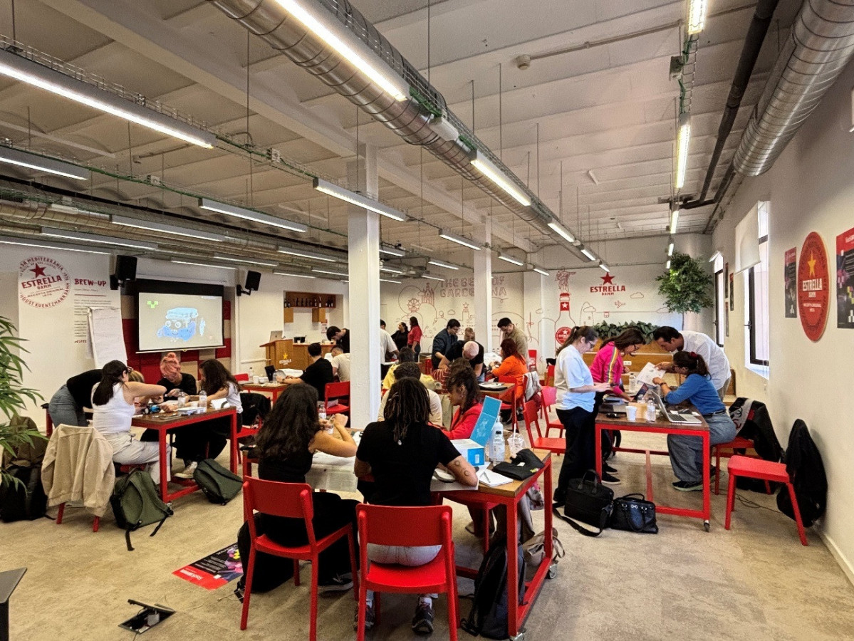 EuropaPress 7111514 damm celebra primer hackaton reinventar futuro consumo soluciones ia