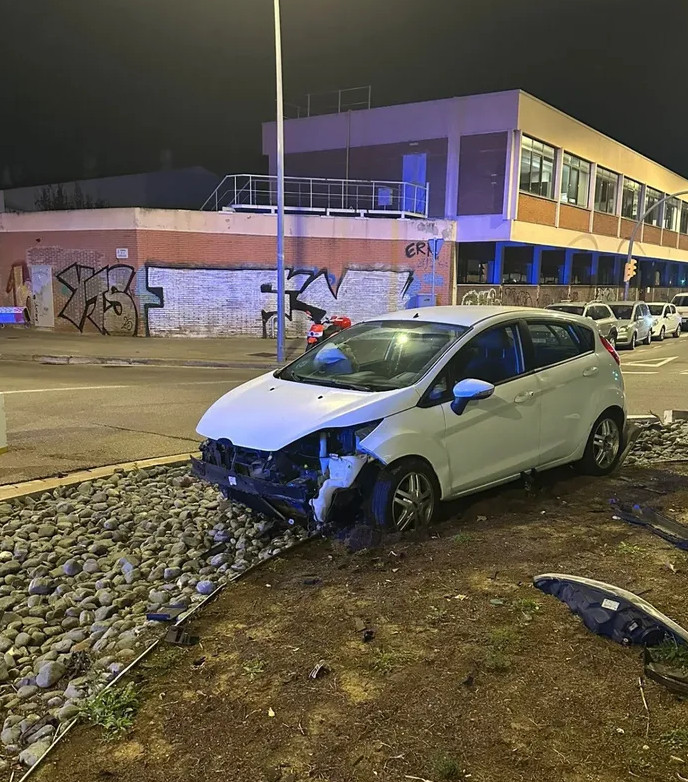 El desastrós accident en L'Hospitalet que et farà pensar dues vegades abans de beure i conduir