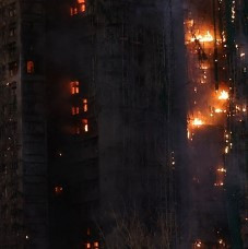 VÍDEO | Tragèdia a Hong Kong: incendi devastador deixa 13 morts i 15 ferits
