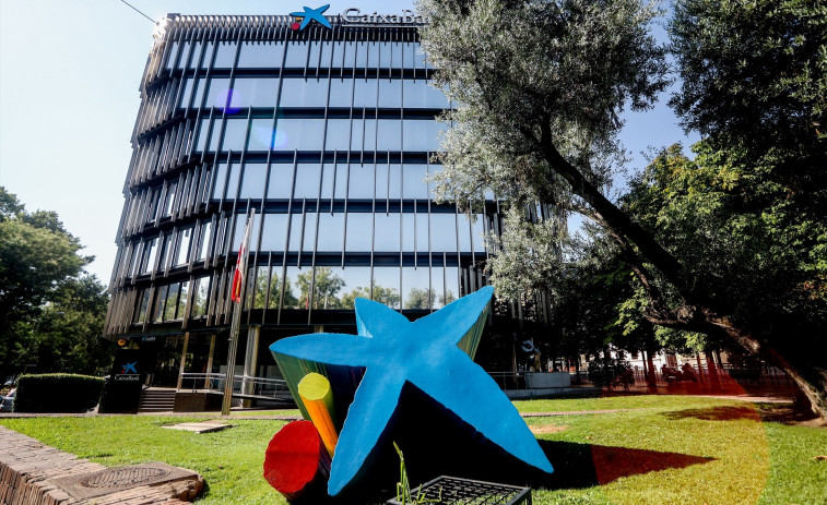 CaixaBank col·loca 500 milions de lliures en deute sènior no preferent a sis anys