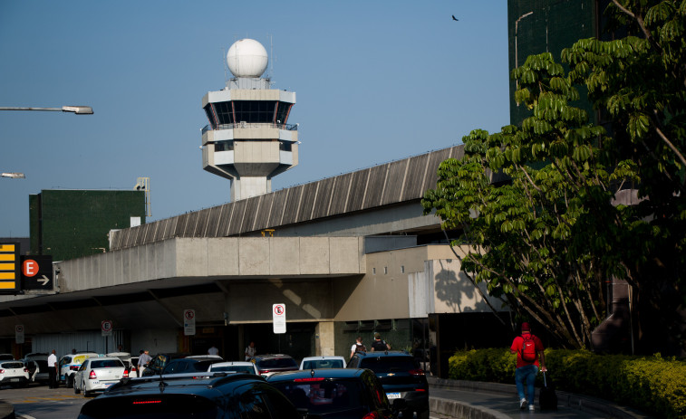 VÍDEO | Pànic al Brasil: incendi amb avió LATAM amb 180 passatgers
