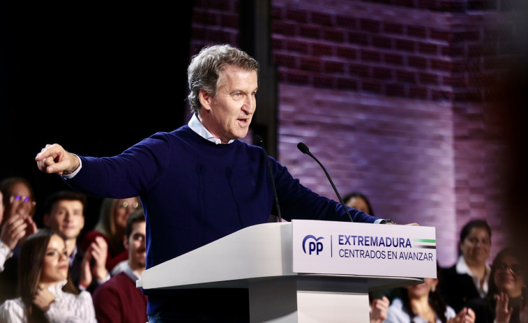 Feijóo repta a socis del PSOE a no 