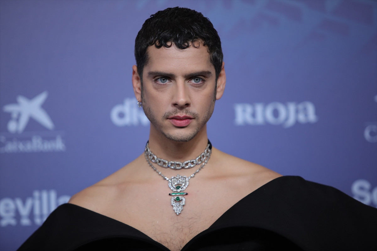 EuropaPress 4981718 actor eduardo casanova posa alfombra roja previa gala 37 edicion premios