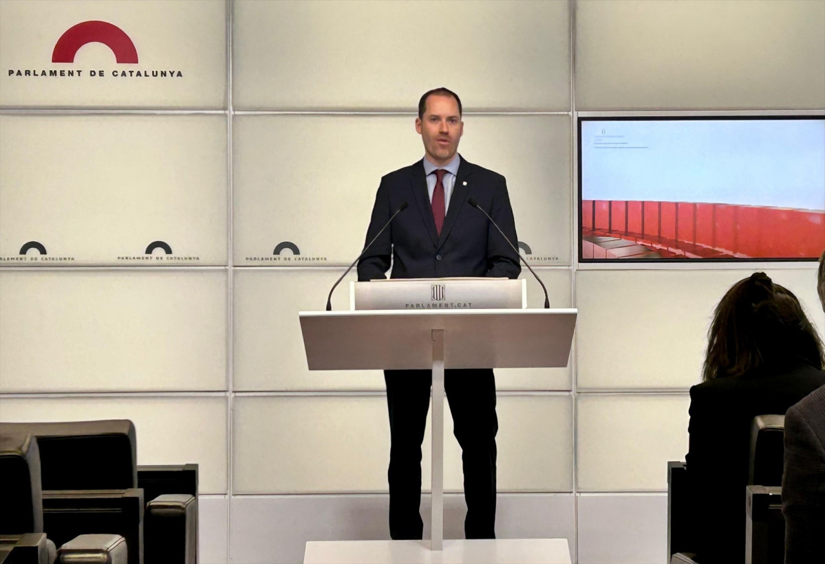 EuropaPress 7176983 portavoz pp parlament juan fernandez rueda prensa