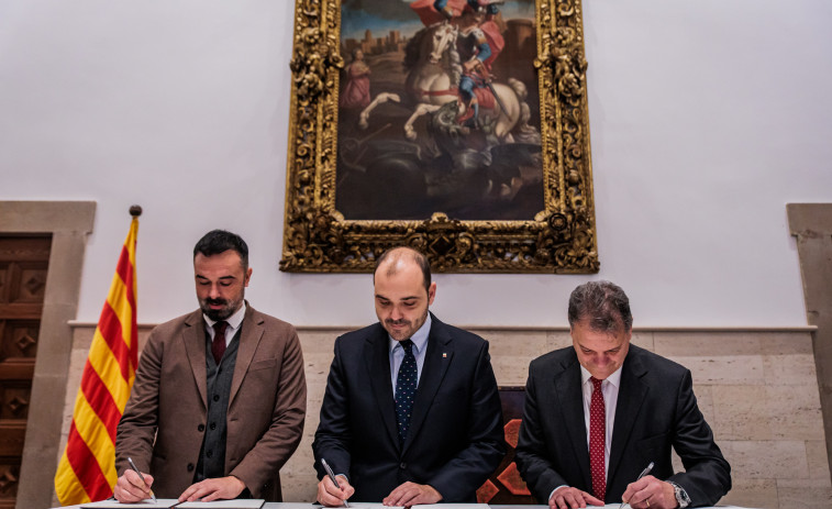 El Govern i Alcanar signen l'acord per a les obres hidràuliques que evitaran inundacions