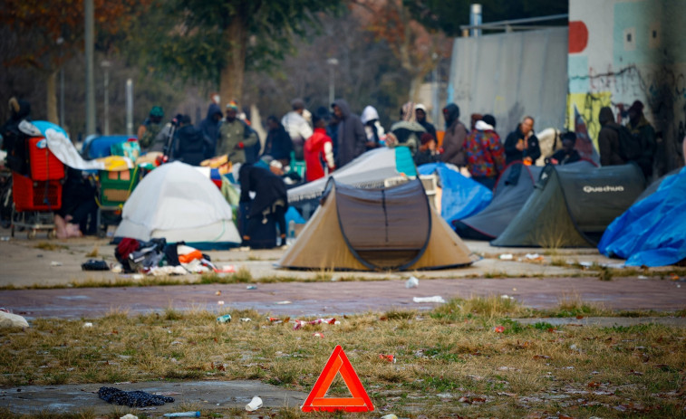 Badalona i el B9: el desallotjament que destapa el fracàs en habitatge i integració