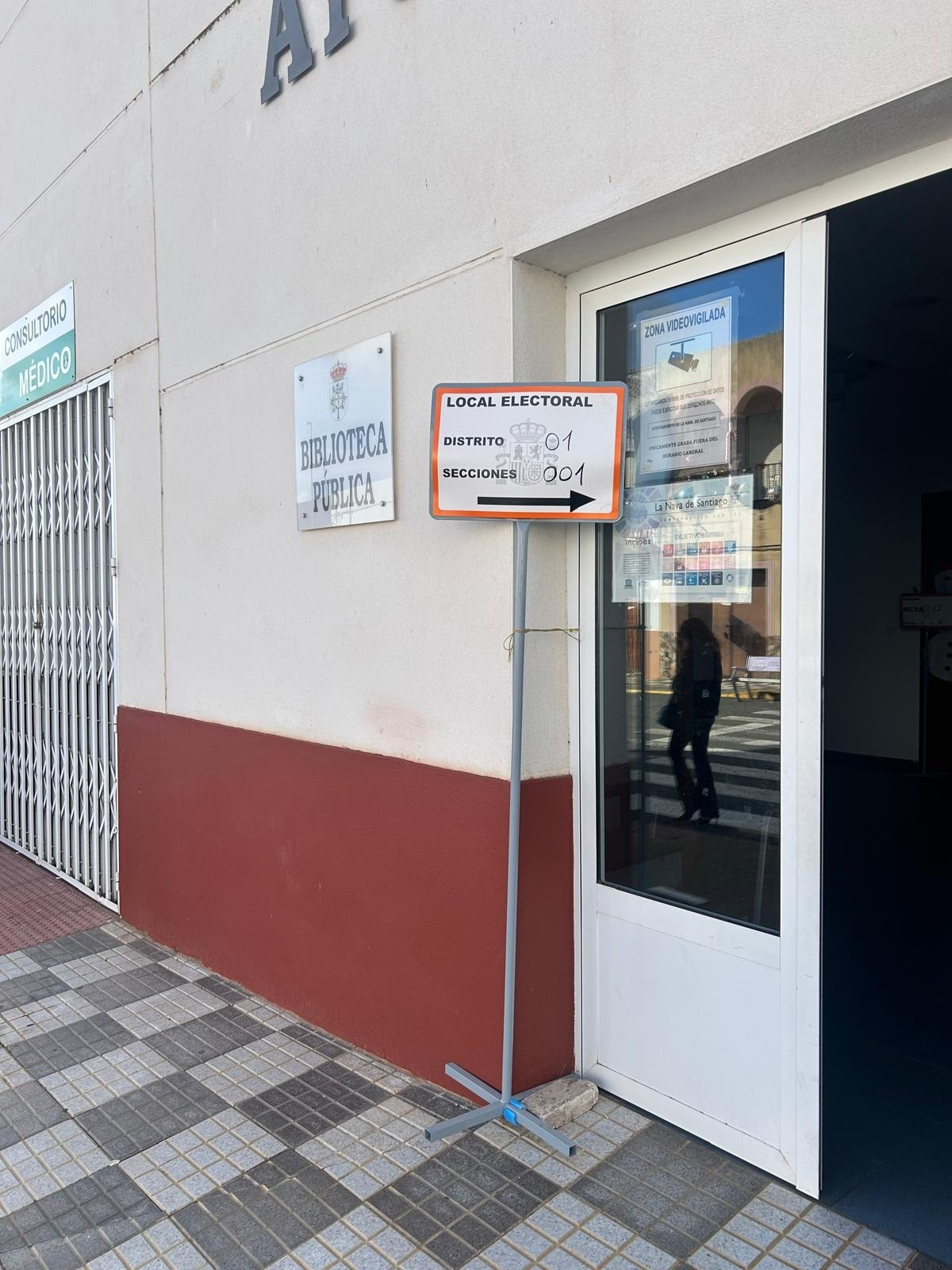 EuropaPress 7182988 colegio electoral elecciones autonomicas 21 diciembre extremadura