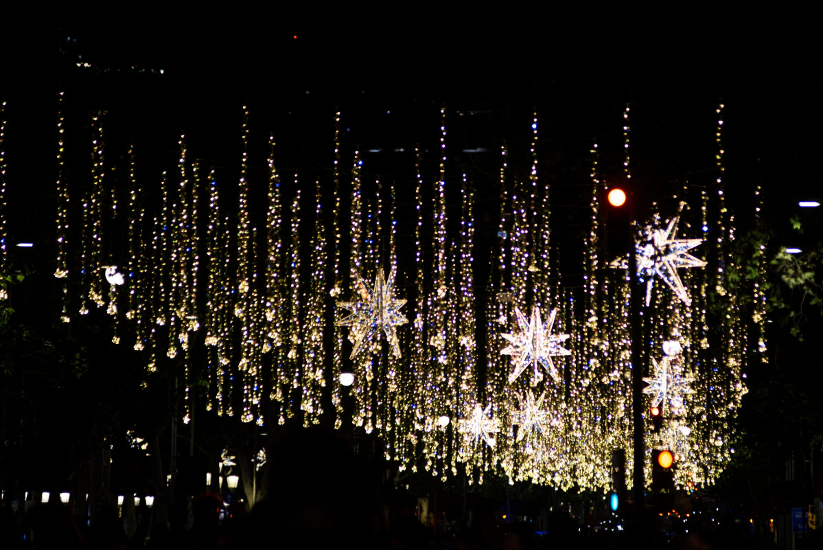EuropaPress 5595726 encendido luces navidad barcelona 23 noviembre 2023 barcelona catalunya