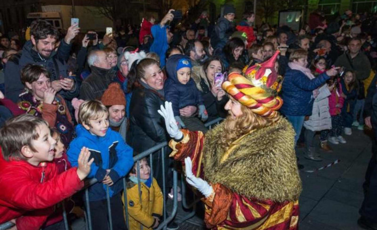 Dues tones de caramels i més de 100 artistes: així serà la Cavalcada de Reyes a Lleida