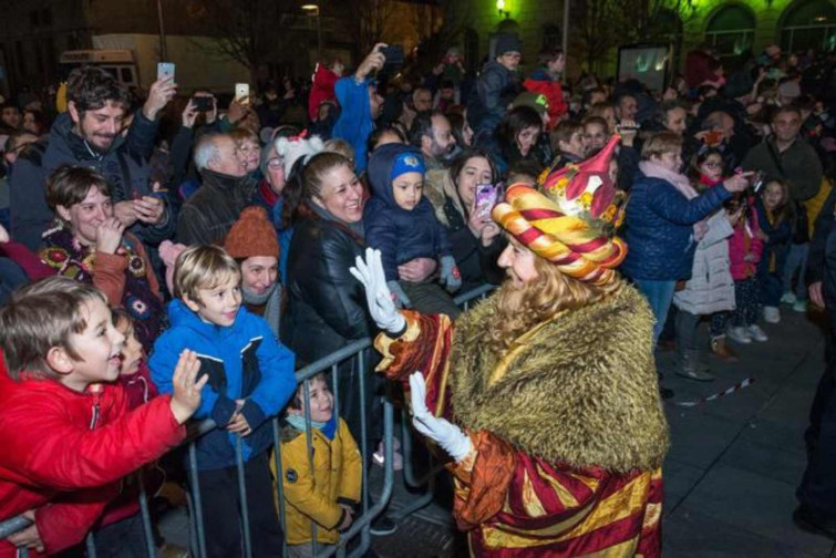 Dues tones de caramels i més de 100 artistes: així serà la Cavalcada de Reyes a Lleida