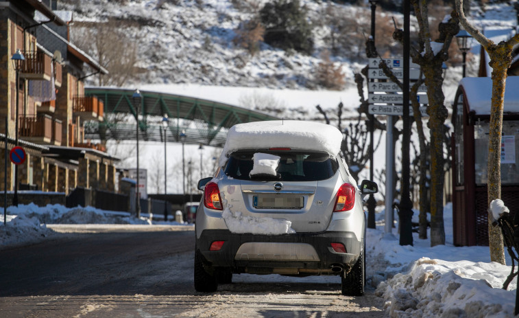 Atenció als conductors: obligatori l'ús de cadenes en 132km de carreterras de Lleida