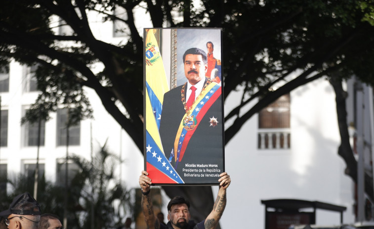 Veneçuela esclata després de la detenció de Maduro: explosions i trets prop del Palau de Miraflores