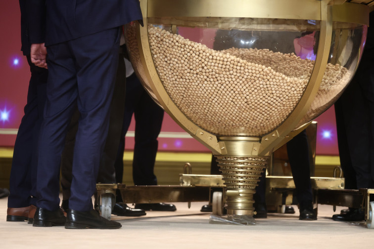 Una administració de l'Eixample ven diverses sèries del segon premi d''El Niño'